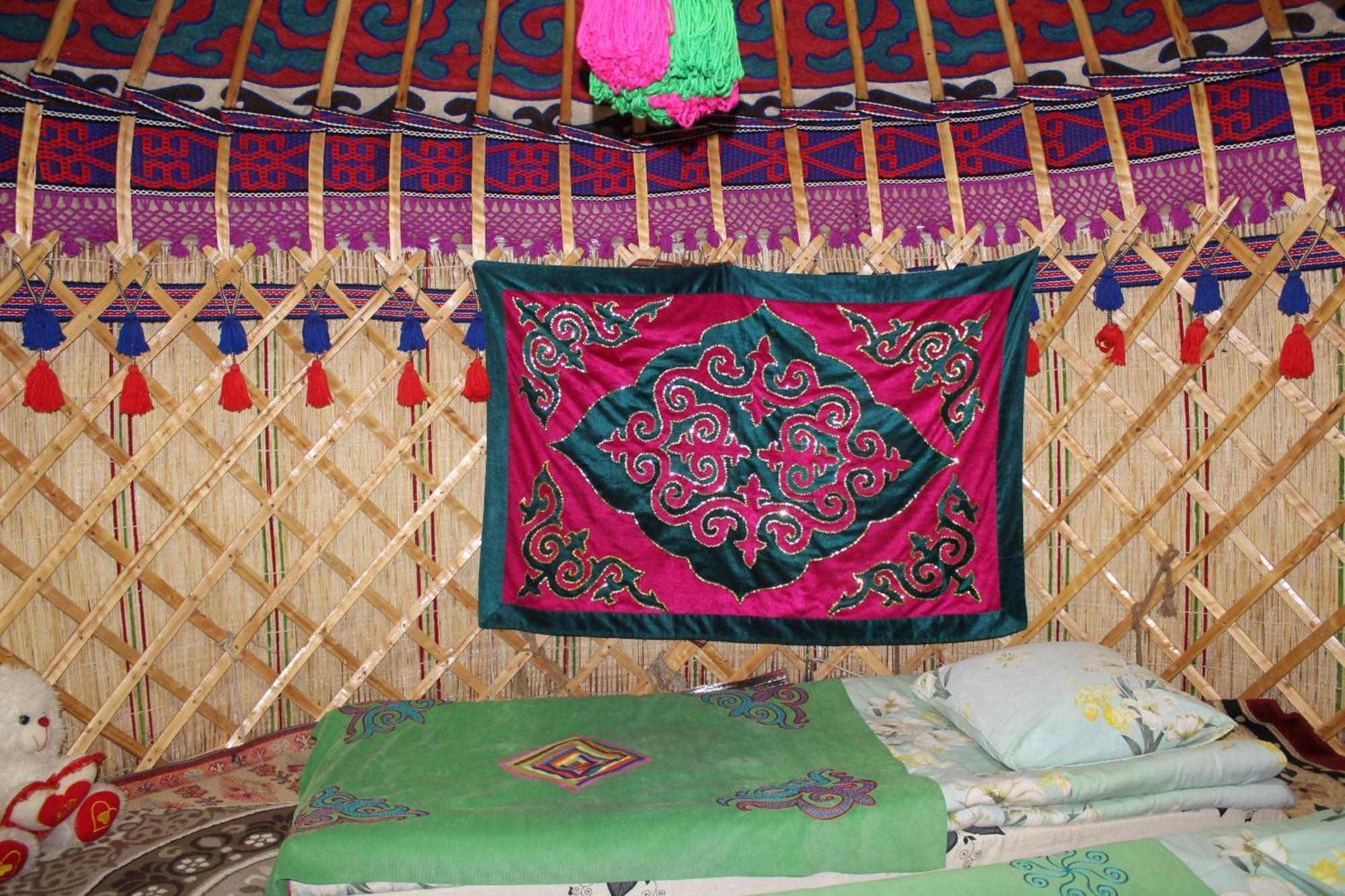 Guest House Emily Bokonbayevo Extérieur photo