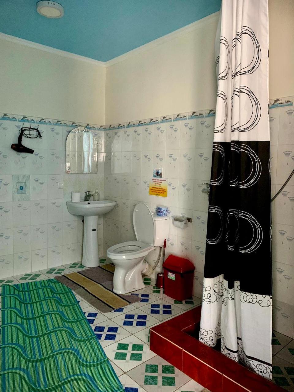 Guest House Emily Bokonbayevo Extérieur photo